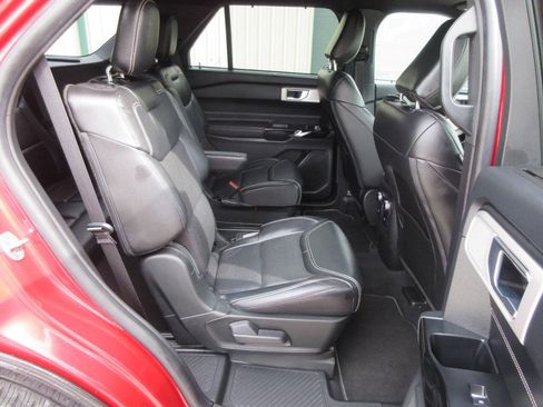 Used 2022 Ford Explorer ST w/ Equipment Group 401A AWD/4WD image 15
