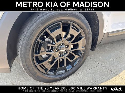 Used 2022 Kia Telluride EX w/ EX Premium Package AWD/4WD image 10
