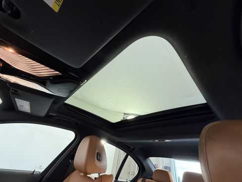 Certified 2023 BMW 330i Sedan w/ Premium Package RWD image 14