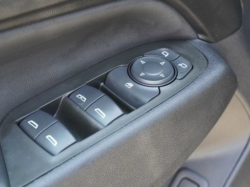 Used 2020 Chevrolet Equinox LT w/ Midnight Edition FWD image 21