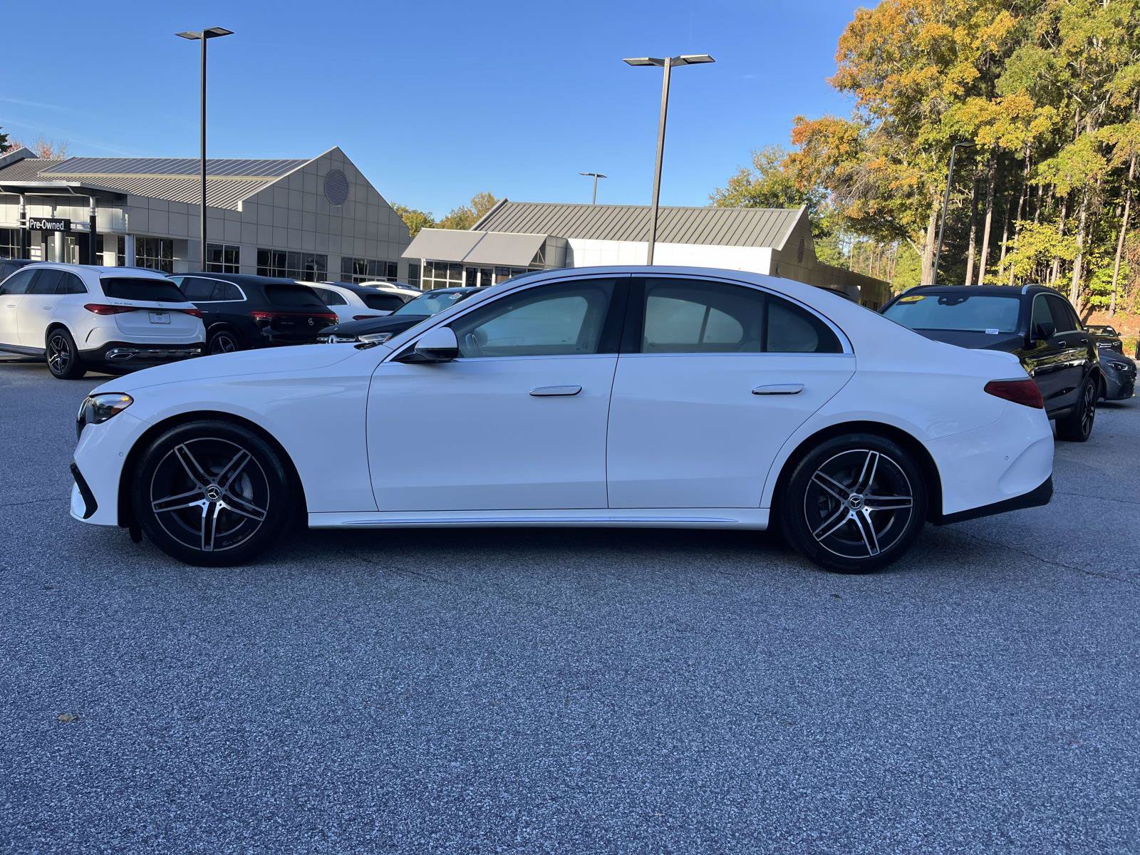 Certified 2024 Mercedes-Benz E 450 4MATIC Sedan image 17