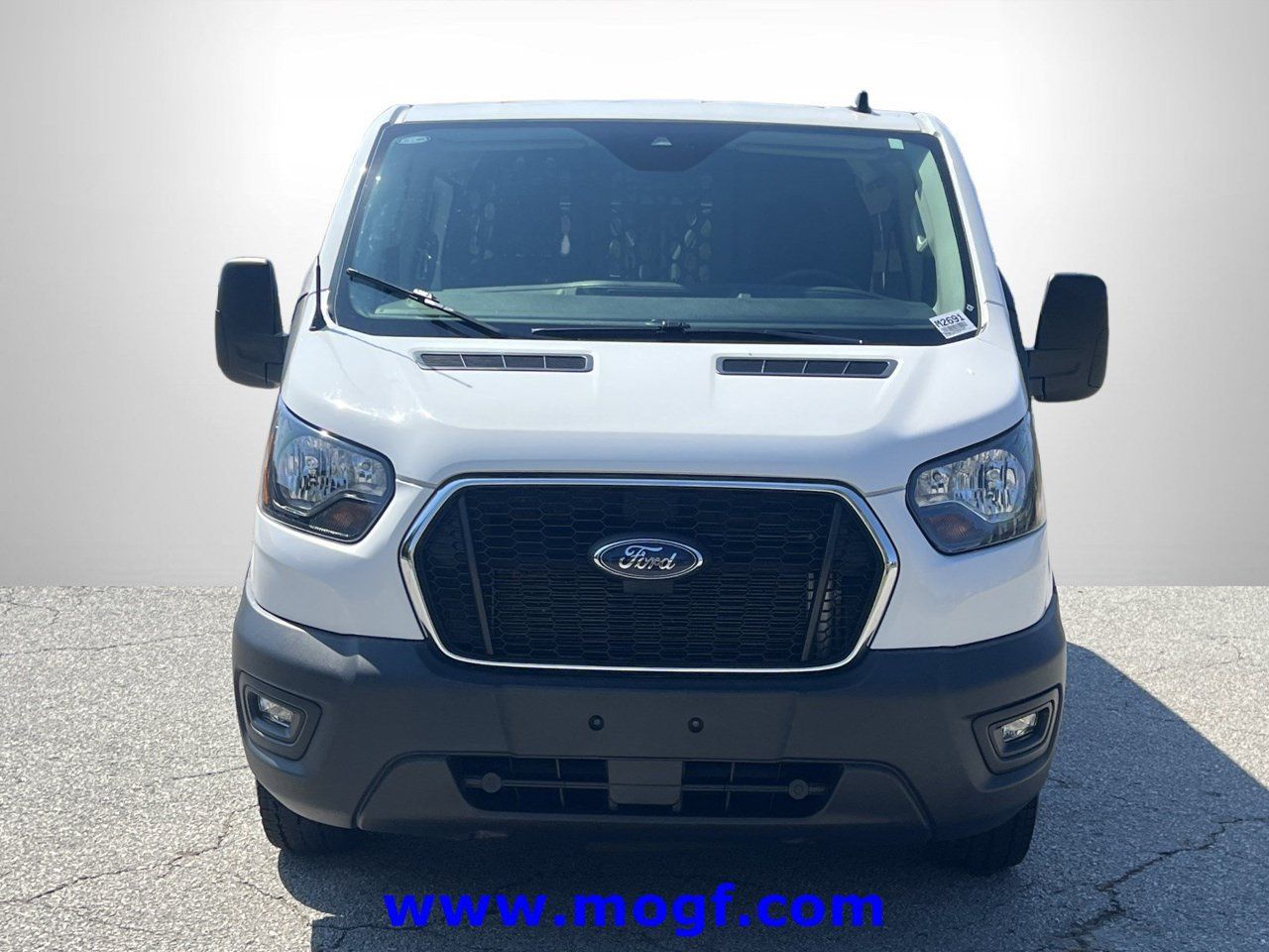 Used 2025 Ford Transit 250 Low Roof w/ Exterior Upgrade Package RWD image 26