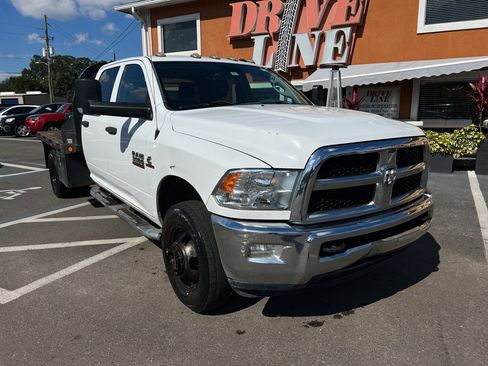 Used 2018 RAM 3500 Tradesman w/ Chrome Appearance Group image 3