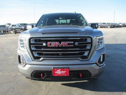 Used 2020 GMC Sierra 1500 AT4 w/ Off-Road Performance Package image 11