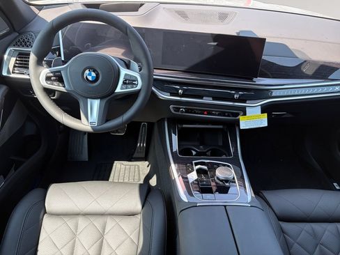 New 2026 BMW X5 xDrive40i w/ M Sport Package AWD/4WD image 10