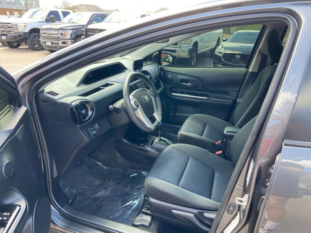 Used 2016 Toyota Prius C Two FWD image 11