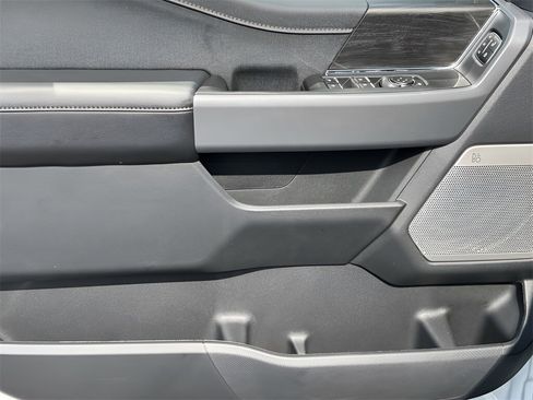 New 2025 Ford F150 Lariat w/ Equipment Group 502A High image 27