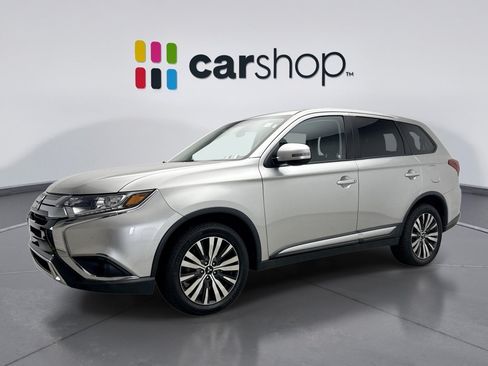 Used 2019 Mitsubishi Outlander SE AWD/4WD image 1