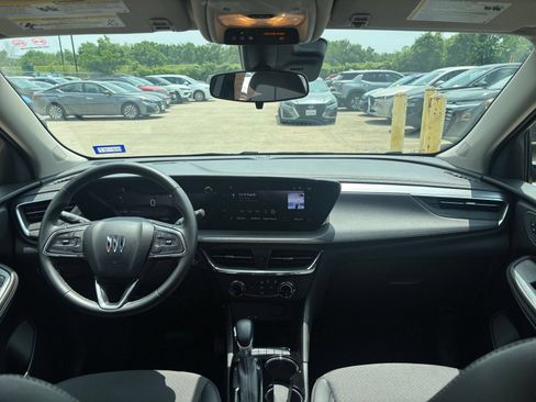 Used 2025 Buick Encore GX Preferred FWD image 32