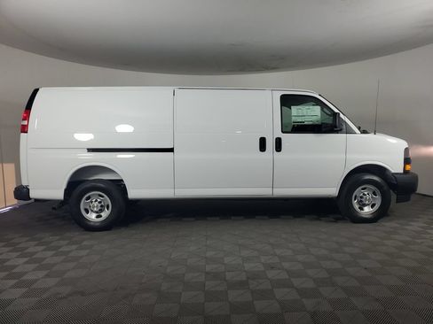 New 2026 Chevrolet Express 3500 Extended w/ Driver Convenience Package RWD image 1