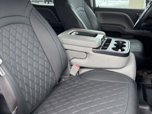 Used 2017 GMC Sierra 1500 4x4 Crew Cab image 7