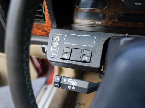 Used 1988 Jaguar XJ Vanden Plas RWD image 31