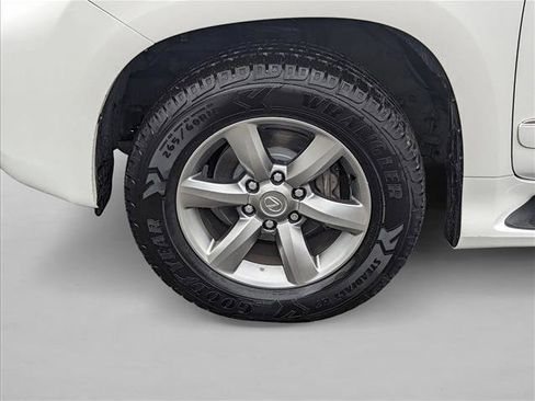 Used 2013 Lexus GX 460 Premium image 23