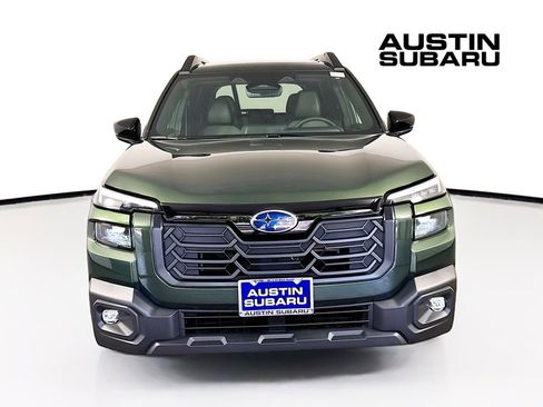 Used 2026 Subaru Outback Premium AWD/4WD image 3