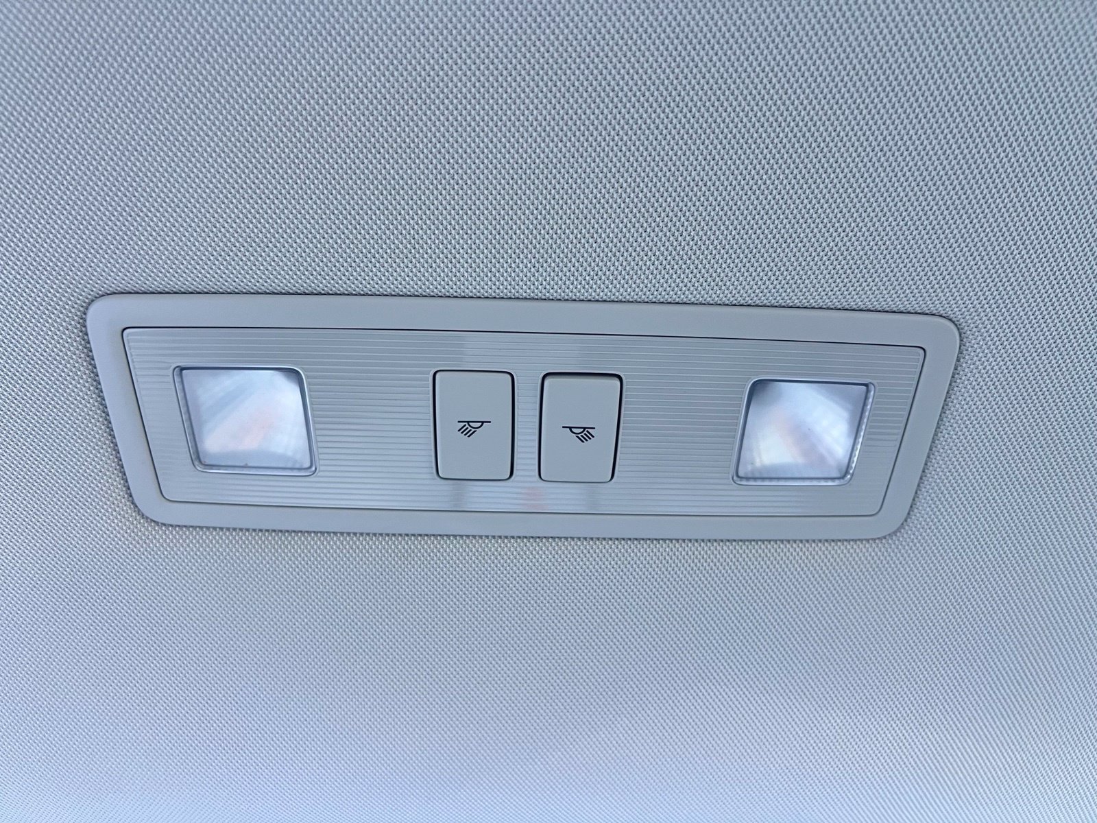 Used 2024 Volkswagen Jetta SE w/ Panoramic Sunroof Package FWD image 55