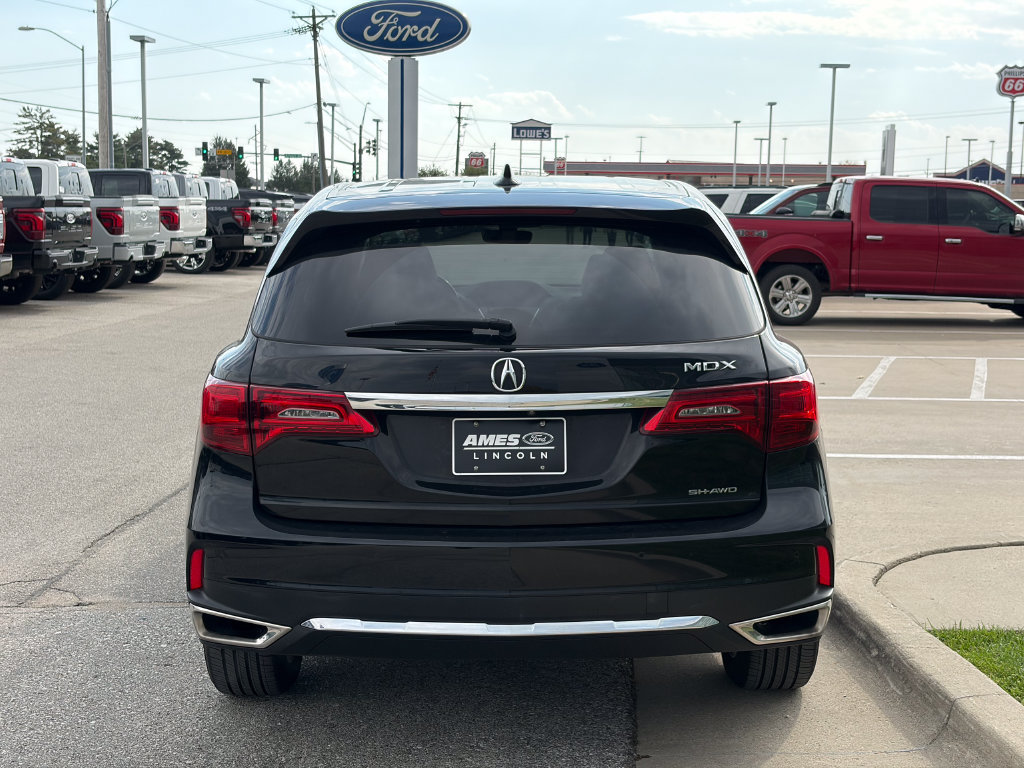 Used 2019 Acura MDX w/ Tech & Entertainment Pkg AWD/4WD image 5