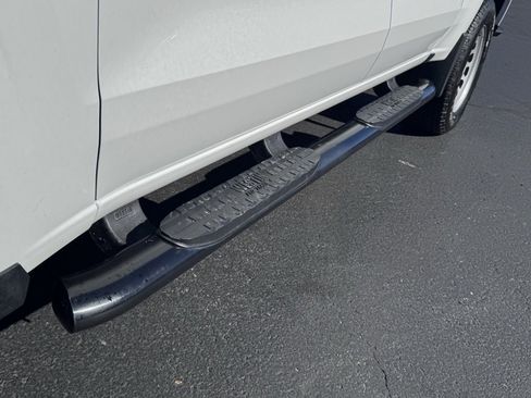 Used 2023 Chevrolet Colorado W/T image 31