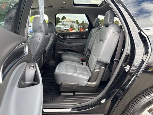 Used 2018 Buick Enclave Premium w/ Experience Buick Package AWD/4WD image 13