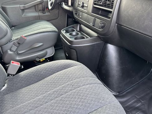 Used 2024 Chevrolet Express 2500 w/ Driver Convenience Package RWD image 15