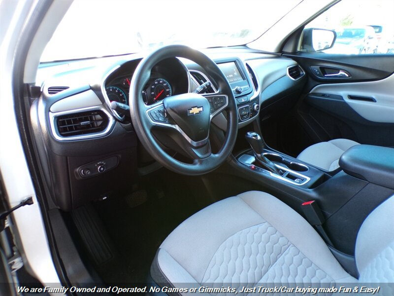 Used 2018 Chevrolet Equinox LS FWD image 13