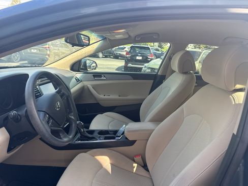 Used 2016 Hyundai Sonata SE FWD image 9