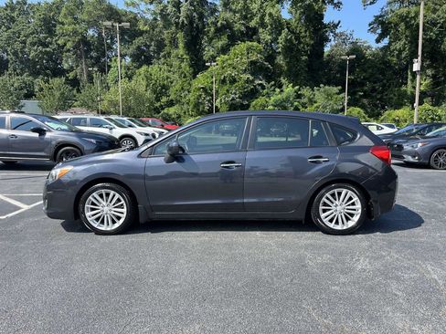 Used 2013 Subaru Impreza 2.0i Limited AWD/4WD image 2