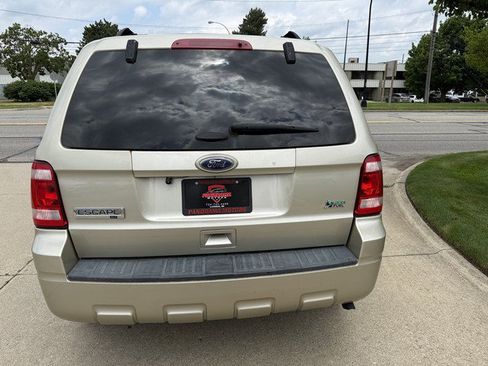 Used 2011 Ford Escape XLT w/ 202A Rapid Spec Order Code AWD/4WD image 6