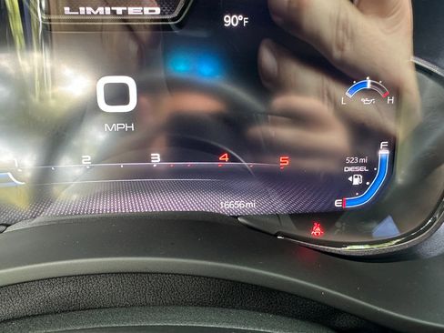 Used 2023 RAM 2500 Limited image 35