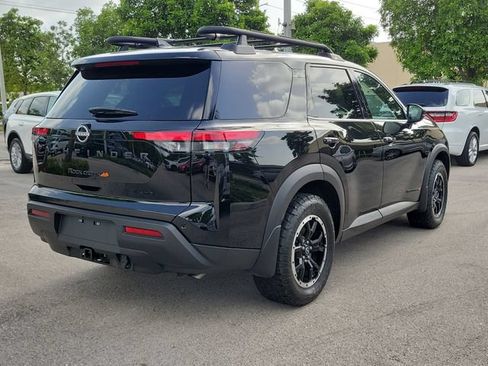 Used 2025 Nissan Pathfinder Rock Creek AWD/4WD image 6