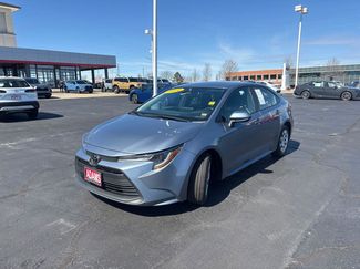 Used 2024 Toyota Corolla LE video 3