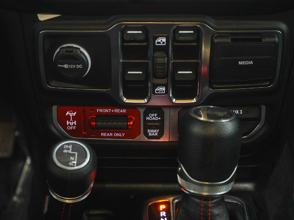Used 2021 Jeep Wrangler Unlimited Rubicon w/ Uconnect 4C Nav & Sound Group AWD/4WD image 19