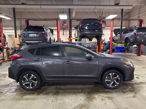 Used 2026 Subaru Crosstrek 2.0i Premium image 9