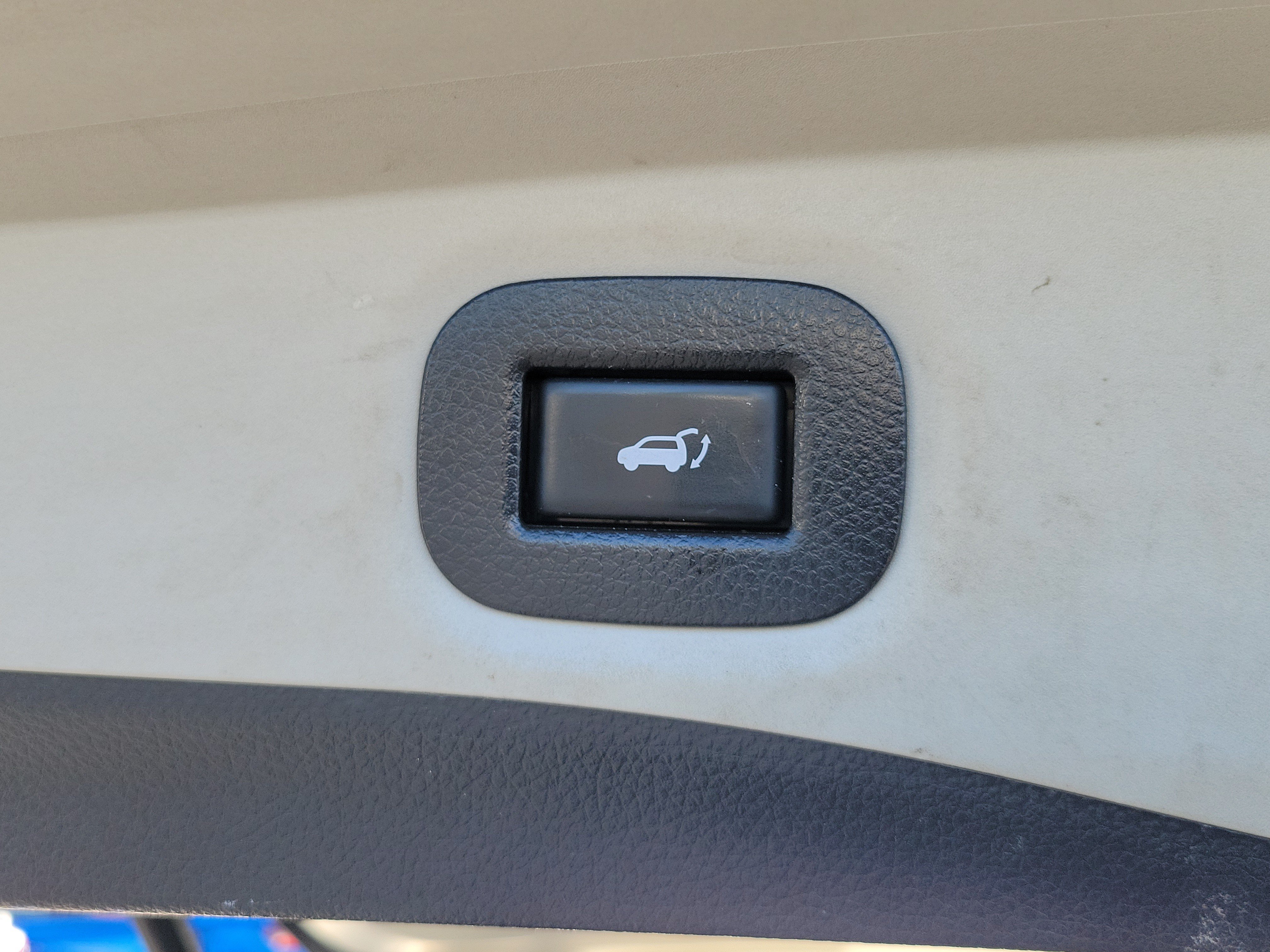 Used 2019 Nissan Rogue SV FWD image 11