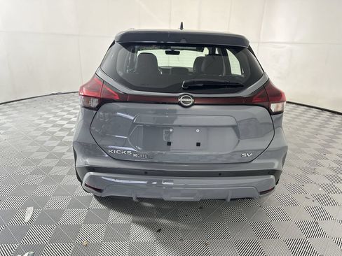 Certified 2022 Nissan Kicks SV w/ Interior Electronics Package FWD image 7