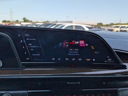 Used 2023 Cadillac Escalade Premium Luxury Platinum AWD/4WD image 5