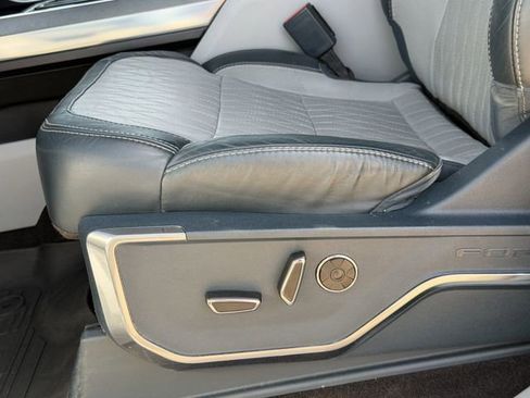 Used 2021 Ford F150 Limited image 14