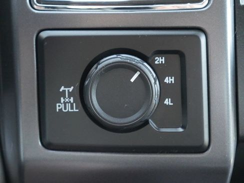 Used 2017 Ford F150 XLT w/ Equipment Group 302A Luxury AWD/4WD image 34