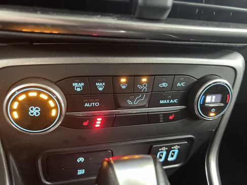 Used 2021 Ford EcoSport SE AWD/4WD image 15