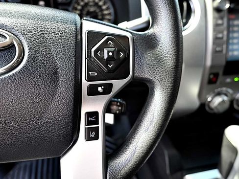 Used 2018 Toyota Tundra SR5 w/ SR5 Upgrade Package RWD image 20