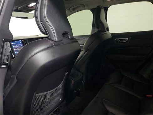Used 2023 Volvo XC60 B5 Plus w/ Protection Package Premier image 11