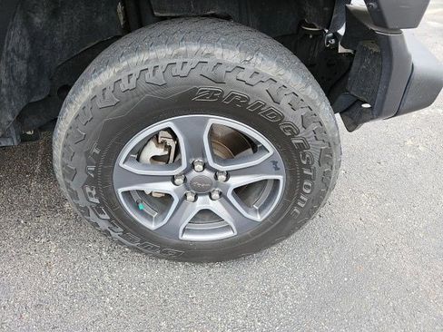 Used 2019 Jeep Wrangler Unlimited Sport S image 10