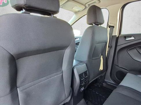 Used 2017 Ford Escape SE FWD image 26
