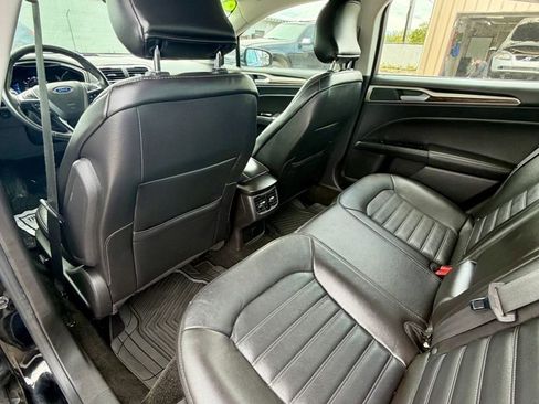 Used 2016 Ford Fusion SE w/ Equipment Group 202A AWD/4WD image 20