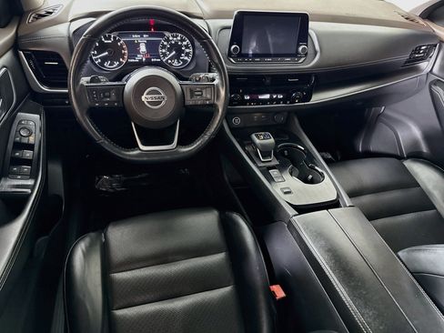 Used 2021 Nissan Rogue SV w/ Premium Package FWD image 17