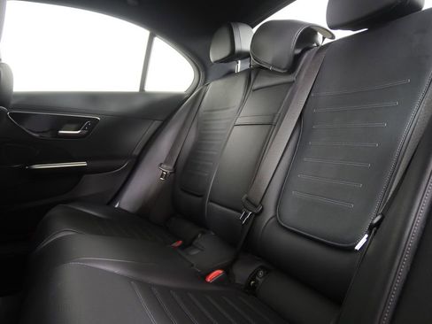 Used 2022 Mercedes-Benz C 300 Sedan image 13
