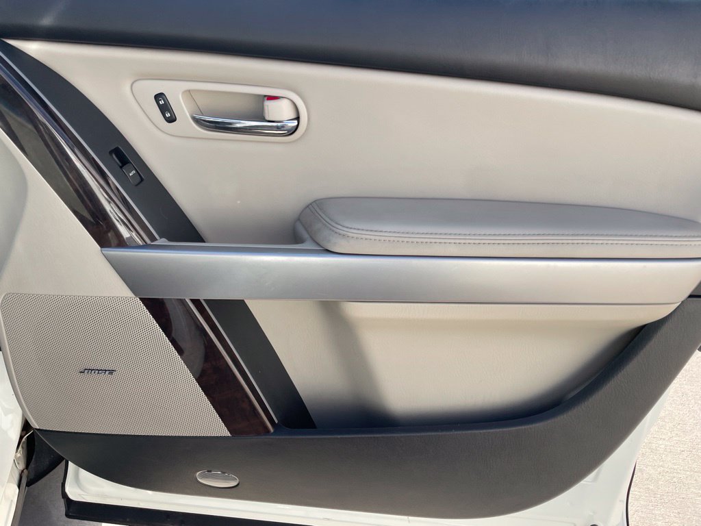 Used 2010 MAZDA CX-9 Grand Touring w/ Moonroof & Bose Audio Pkg FWD image 27
