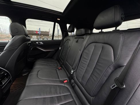Used 2019 BMW X5 xDrive40i w/ Convenience Package image 23
