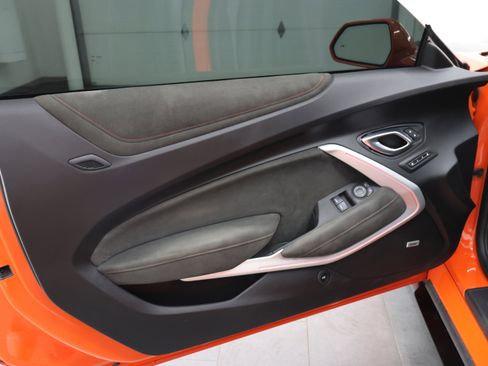 Used 2021 Chevrolet Camaro ZL1 RWD image 33