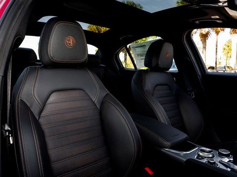 New 2025 Alfa Romeo Giulia w/ Driving Assist Package RWD image 41