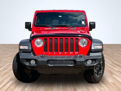 Used 2018 Jeep Wrangler Unlimited Sport S AWD/4WD image 3